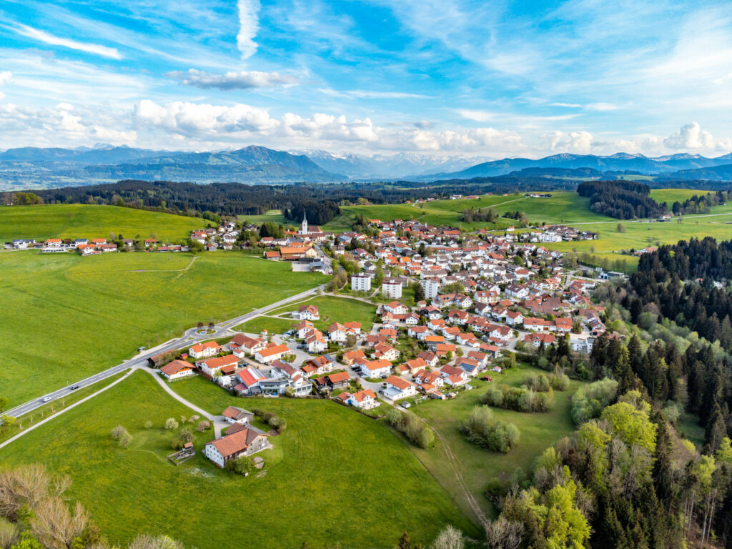 Allgäu Landschaft Alpen Luftaufnahme Sommer Buchenberg